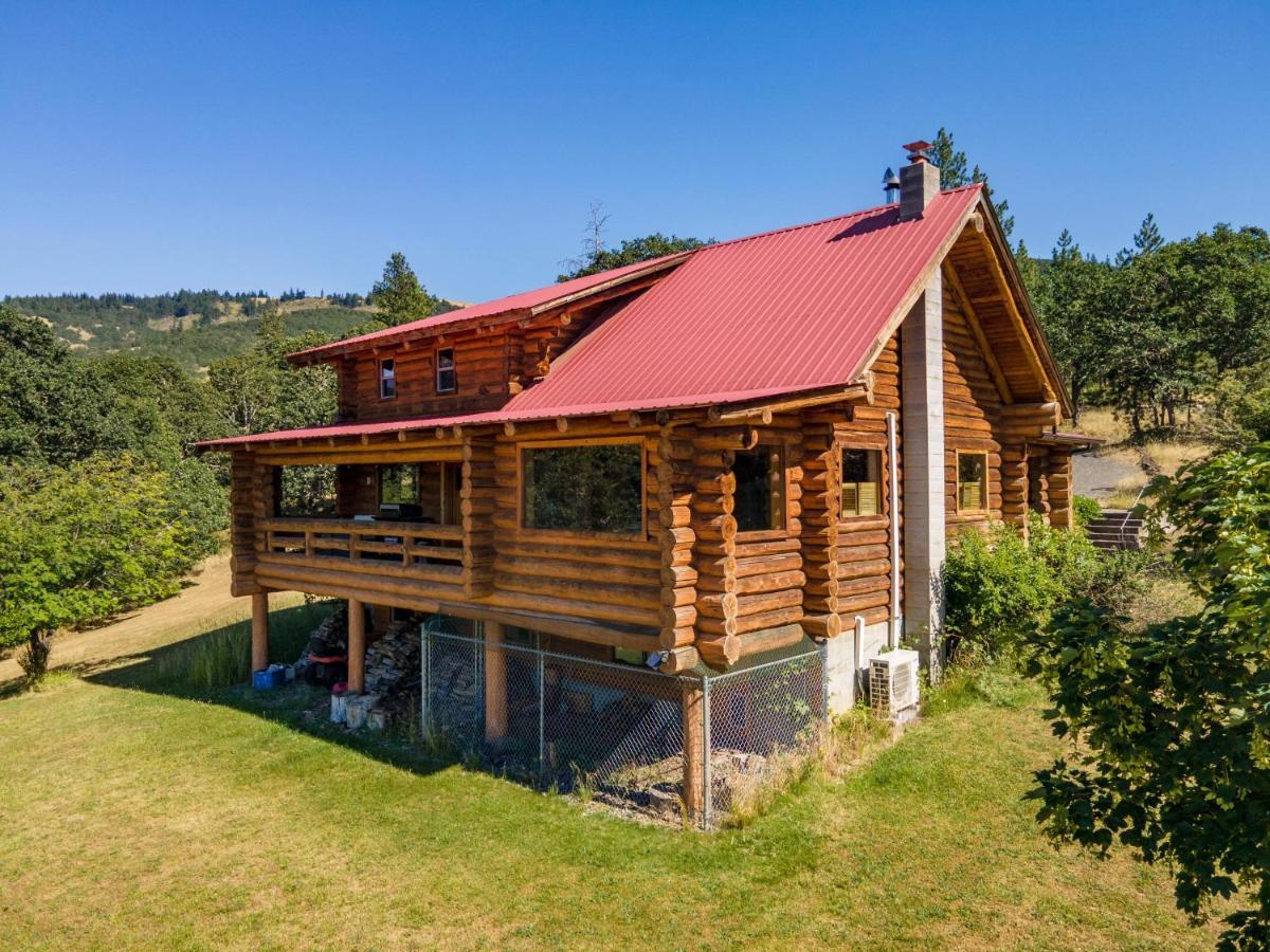 Rowland Log Cabin Home Lyle Eksteriør billede